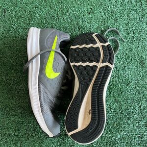 Youth Nikes size 4Y (youth)